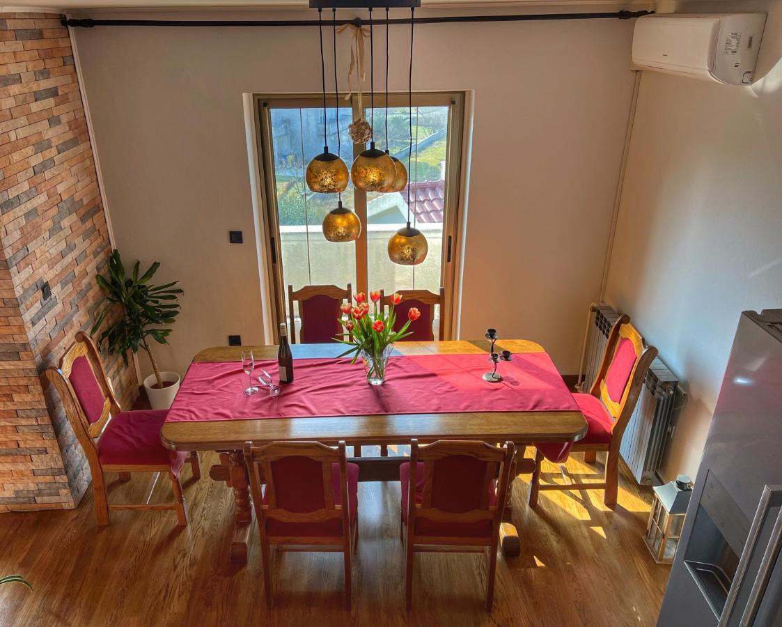 Apartmani Mia Palit Экстерьер фото