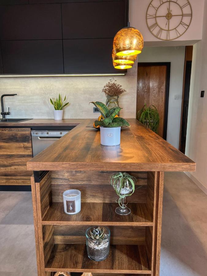 Apartmani Mia Palit Экстерьер фото